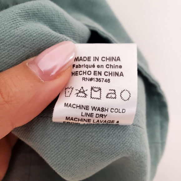 Samantha Pleet Spaghetti strap crop top - Picture 7 of 7